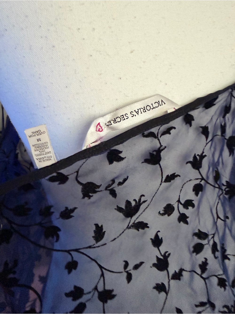 Victoria's Secret Navy and Black Sheer Floral Slip - Picture 3 of 6